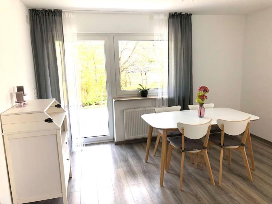 Schoene Ferienwohnung Direkt Am Neckar Deißlingen Extérieur photo