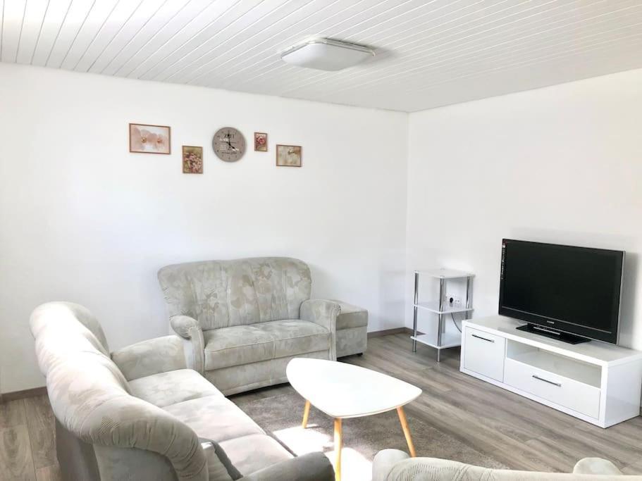 Schoene Ferienwohnung Direkt Am Neckar Deißlingen Extérieur photo